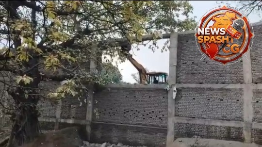 रायगढ़ का ‘ओम रूपेश’ कांड: मौत के बाद जागा प्रशासन, अवैध साम्राज्य पर चला बुलडोजर